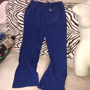 Scrub zone small blue pants 💕